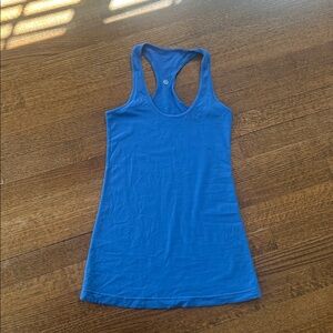 Poolside Lululemon Tank Top size 4